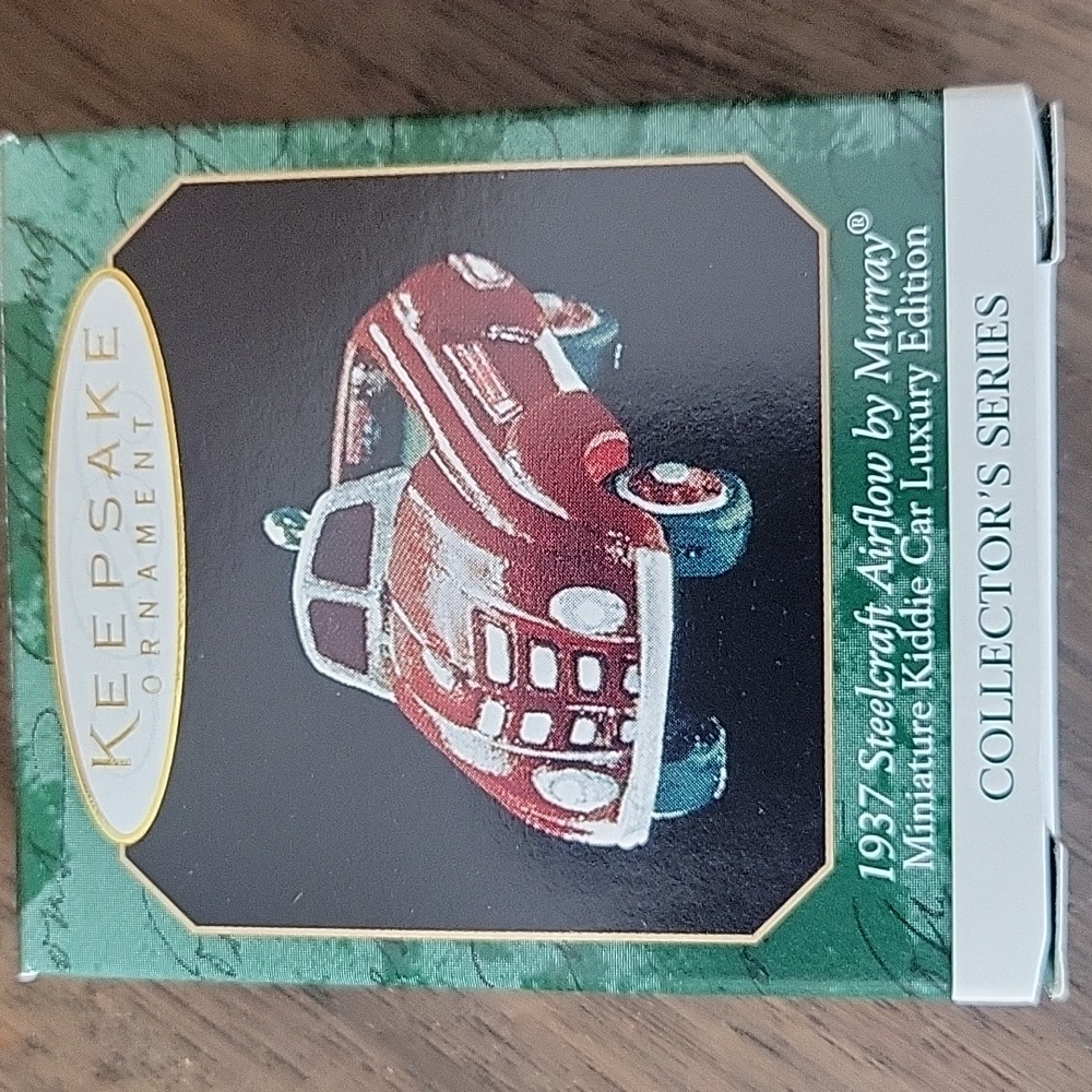 Hallmark 1937 Steelcraft Airflow by Murray 1999 Miniature Kiddie Car Ed Ornament